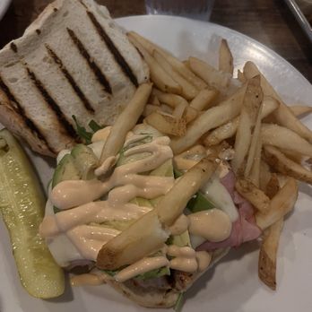 Irish Eyes Pub & Restaurant - Cali chicken sandwich - Pubs Near Me - Lewes, Delaware Irish Eyes Pub & Restaurant - Cali chicken sandwich - Pubs Near Me - Lewes, Delaware
