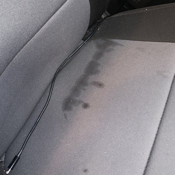 Wingstop - Grease and hot/bbq sauce leaked through onto my seat - Chicken Wings Near Me - Apple Valley, California