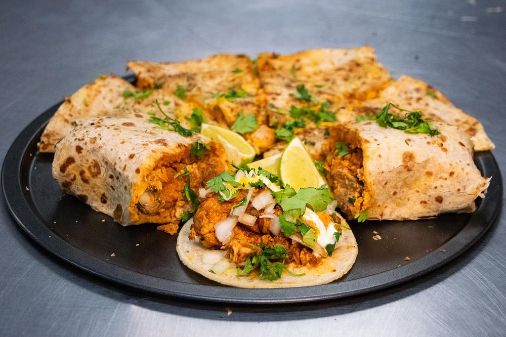 La Familia Tacos