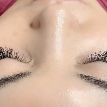 Rinca Lash Bar - Classic - Eyelash Service Near Me - Lomita, California Rinca Lash Bar - Classic - Eyelash Service Near Me - Lomita, California