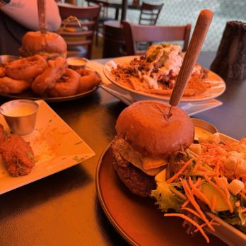 Morrison - Yummy - Gastropubs Near Me - Los Angeles, California