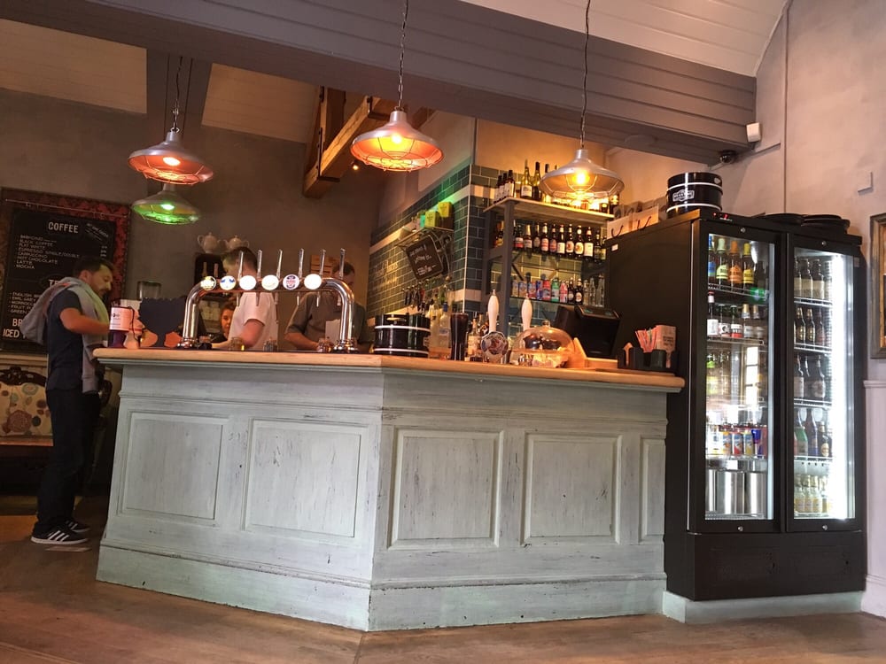 EBB AND FLOW Updated October 2024 11 Photos Herbert Road