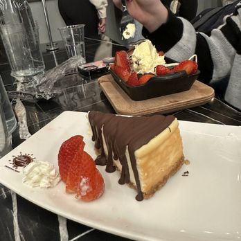 Melt N Dip - Cheesecake & brownie - Coffee & Tea Near Me - Fishers, Indiana