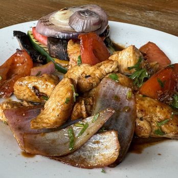Mouthful Eatery - Chicken Saltado plate - Sandwiches Near Me - Thousand Oaks, California Mouthful Eatery - Chicken Saltado plate - Sandwiches Near Me - Thousand Oaks, California