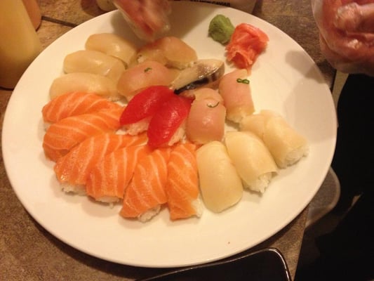 Momotaro Sushi by null