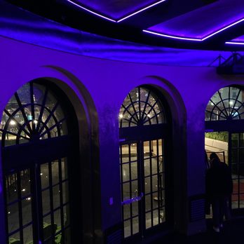 Yoko Luna - the inside of a restaurant with purple lighting - Dance Clubs Near Me - Montreal, Quebec Yoko Luna - the inside of a restaurant with purple lighting - Dance Clubs Near Me - Montreal, Quebec
