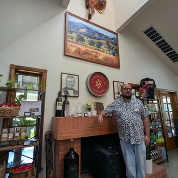 Alexander Valley Vineyards Winery - Wineries Near Me - Healdsburg, California