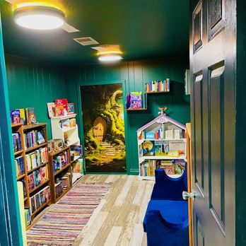 Paper & Clay - Bookstores Near Me - Crestline, California