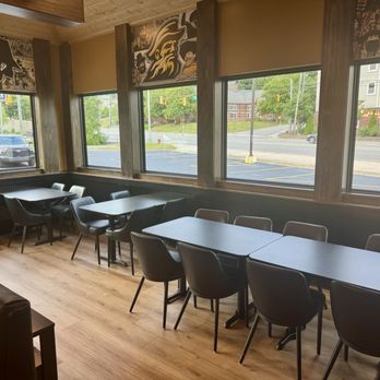 Mountaineer Tavern - Front dining area - Bars Near Me - Boone, North Carolina Mountaineer Tavern - Front dining area - Bars Near Me - Boone, North Carolina