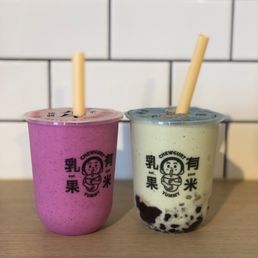 Dragonfruit yogurt and matcha red bean yogurt