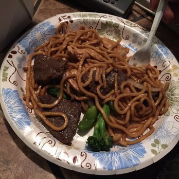 Chan's Halal Restaurant - Chicken & Beef Lo Mein - Chinese Near Me - Philadelphia, Pennsylvania Chan's Halal Restaurant - Chicken & Beef Lo Mein - Chinese Near Me - Philadelphia, Pennsylvania