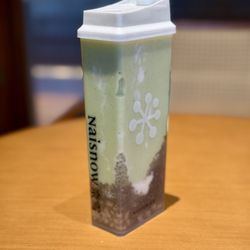 Naisnow Bakery - Super Avocado - smoothie filled with avocado, kale, coconut milk, yogurt, jasmine tea, chia seeds, and oat popping boba
