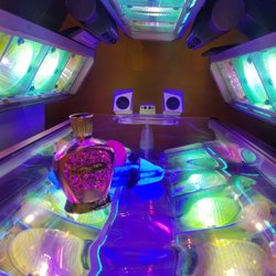 Xtreme Tanning - Level 4 Tanning