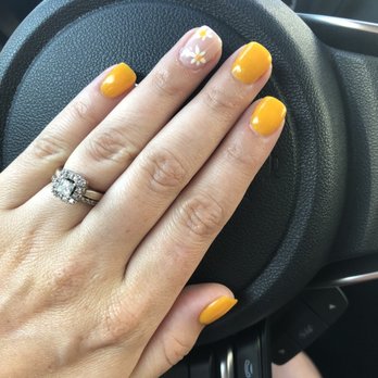 Beautique Nails & Spa - Dip powder nails...color is sunflower - Nail Salons Near Me - Peabody, Massachusetts