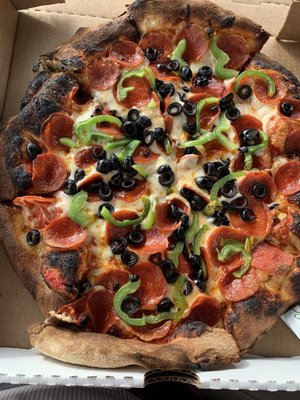 Q'S Artisan Pizza by null