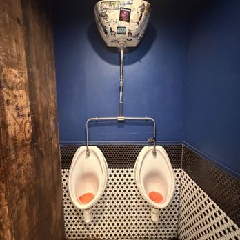 Lock 17 - Toilet - London, XGL