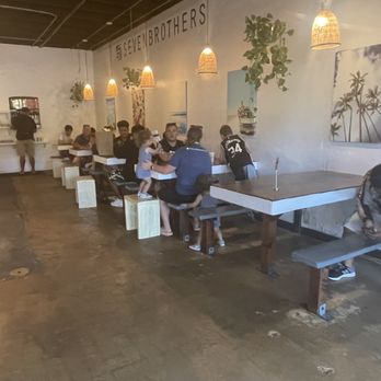 Seven Brothers - dining area - Burgers Near Me - Laie, Hawaii