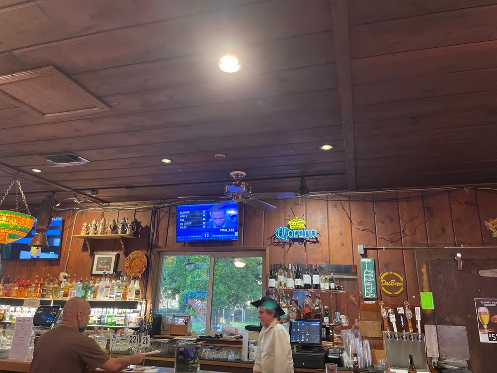 SWISS PARK BAR & GRILLE 102 Photos & 60 Reviews 5911 Mowry Ave