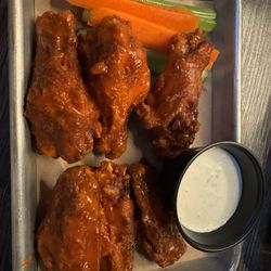 The Gin Prosper - Buffalo Wings