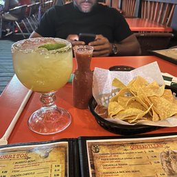 Margarita, chips and salsa
