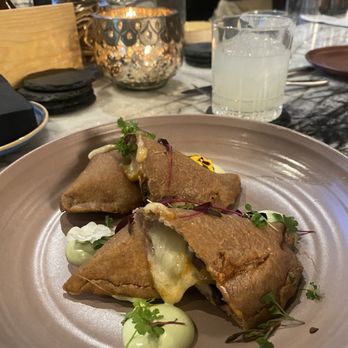 Maréla - Happy hour marg and quesadilla - Seafood Near Me - Healdsburg, California Maréla - Happy hour marg and quesadilla - Seafood Near Me - Healdsburg, California