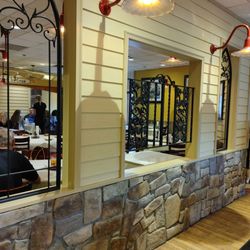 Otto Tomotto's Good Italian