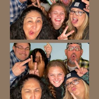 Freeze Flash Photobooth - Photo Booth Rentals Near Me