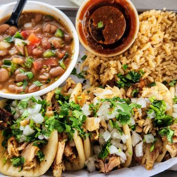 Sanchos - Taco plate with pollo adobado - Cocktail Bars Near Me - San Antonio, Texas