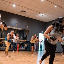 inBalance Alamo Ranch - Group Fitness! Piloxing