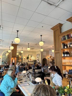 Felix Cocktails et Cuisine by null