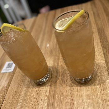 True Food Kitchen - Strawberry smash - New American Near Me - Hackensack, New Jersey True Food Kitchen - Strawberry smash - New American Near Me - Hackensack, New Jersey