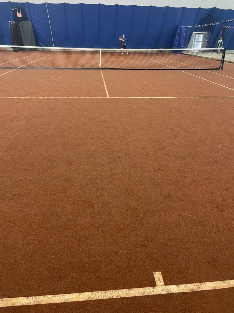 Logan’s Tennis and Pickleball Logo