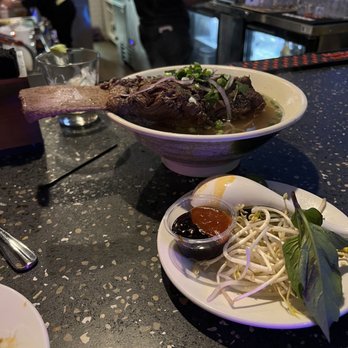District 6 - Gastropubs Near Me - Louisville, Kentucky District 6 - Gastropubs Near Me - Louisville, Kentucky