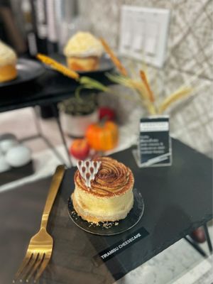 Paderia Bakehouse by null