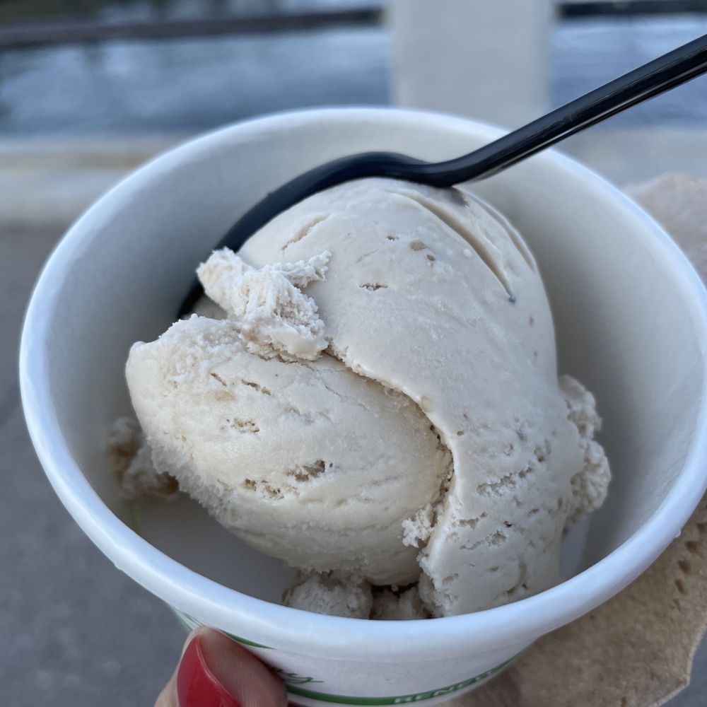 Maple walnut ice cream