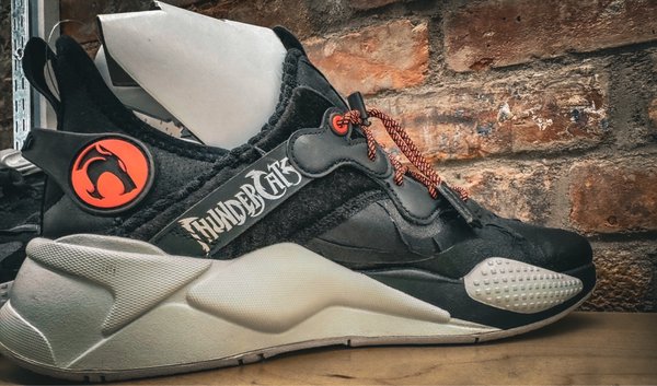 Crossroads Trading by null