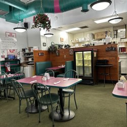Sam's Diner - Interior