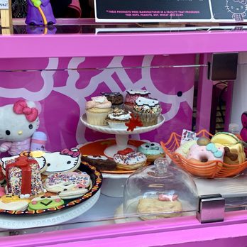 Hello Kitty Cafe - All the cute & yummy pastries on display - Desserts Near Me - Las Vegas, Nevada Hello Kitty Cafe - All the cute & yummy pastries on display - Desserts Near Me - Las Vegas, Nevada