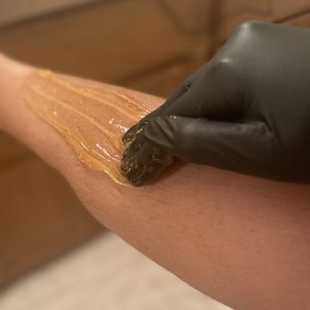 Que Liinda La Vida - Sugaring available for waxing - Estheticians Near Me - Federal Way, Washington Que Liinda La Vida - Sugaring available for waxing - Estheticians Near Me - Federal Way, Washington