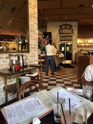 B.B. Italia Bistro & Bar by null