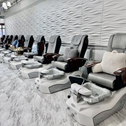 Lux Nails & Spa - All new shop fresh and clean