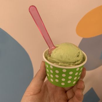 Scoops - Single scoop of genmaicha - Ice Cream & Frozen Yogurt Near Me - Los Angeles, California