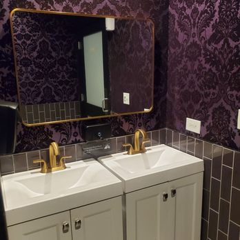 Revolver - Washroom - Speakeasies Near Me - Chicago, Illinois