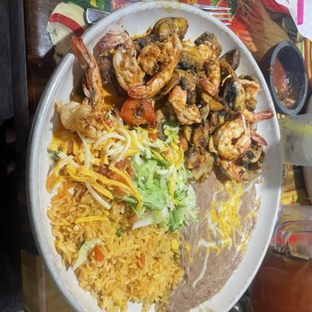 El Tapatio - Shrimp and mushrooms - Mexican Near Me - Page, Arizona El Tapatio - Shrimp and mushrooms - Mexican Near Me - Page, Arizona