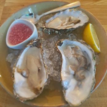 The Oystercatcher - X3 oysters for £8 - Seafood Near Me - Manchester, XGM