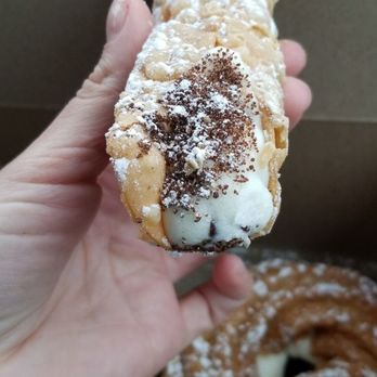 Sam's Queenston Bakery - Such a delicious cannoli - Bakeries Near Me - Hamilton, Ontario Sam's Queenston Bakery - Such a delicious cannoli - Bakeries Near Me - Hamilton, Ontario