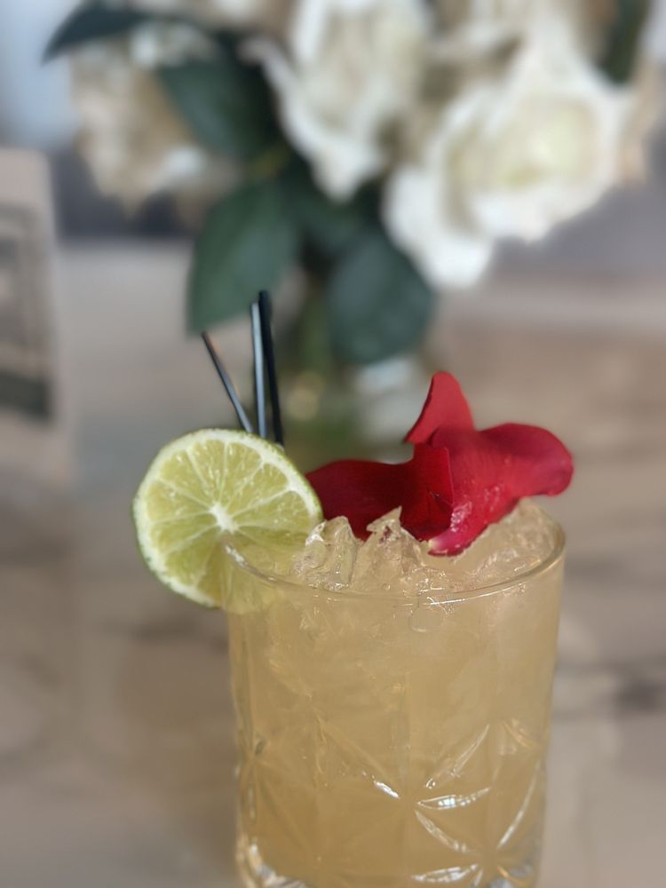 Social spots from The Office Lounge Dovah