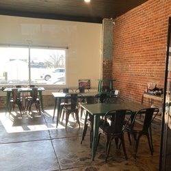 Ruby & Lee - Eating area