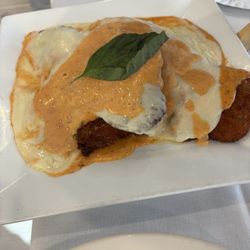 Mona Lisa Pizzeria Ristorante - Chicken parm with vodka sauce
