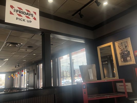 TGI Fridays by null